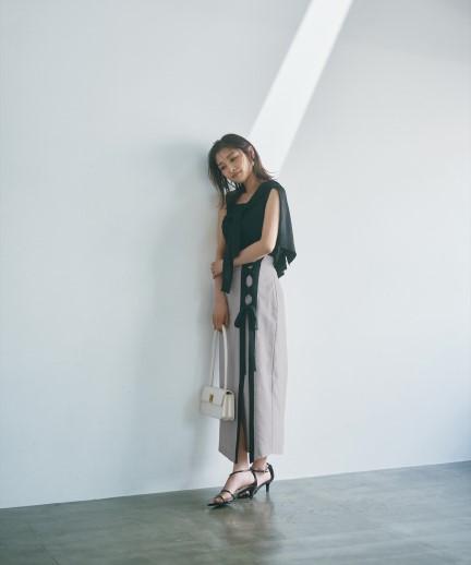 新品未使用タグ付きApuweiser-riche シアーロングブルゾン Apuweiser-riche シアーロングブルゾン （ホワイト
