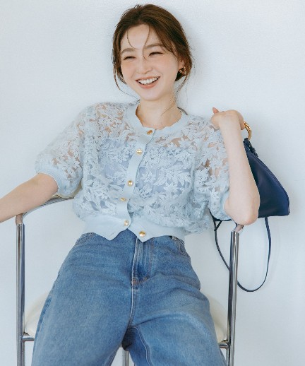 JUSGLITTY フード付きホワイトジャケット サイズ2（ラストお値下） NEWS LIST (ニュース一覧)｜Lafayette｜ラファイエット公式通販サイト
